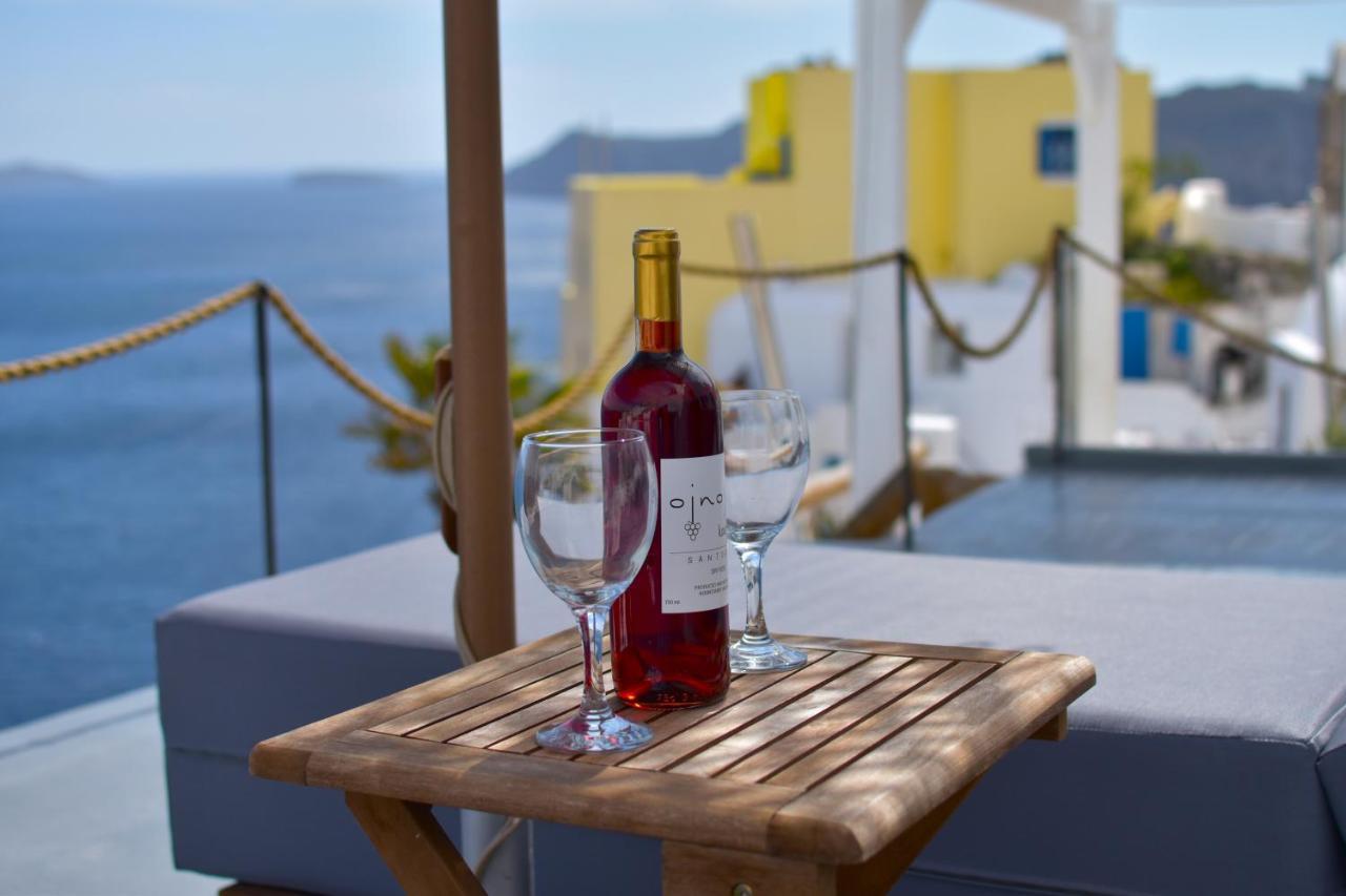 Oinos Luxury Suites Caldera Иа Екстериор снимка